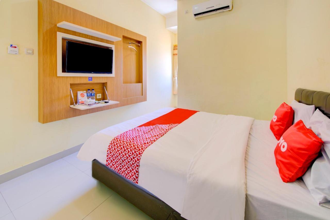 Oyo 3791 Hotel Kja Tegal  Exteriör bild